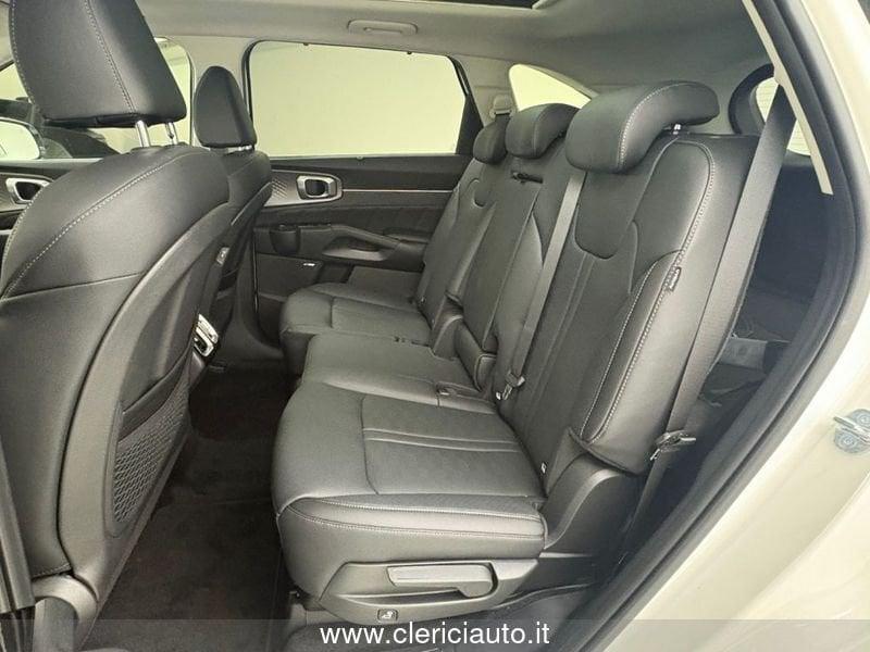 KIA Sorento 1.6 T-GDi HEV AT6 4WD Evolution