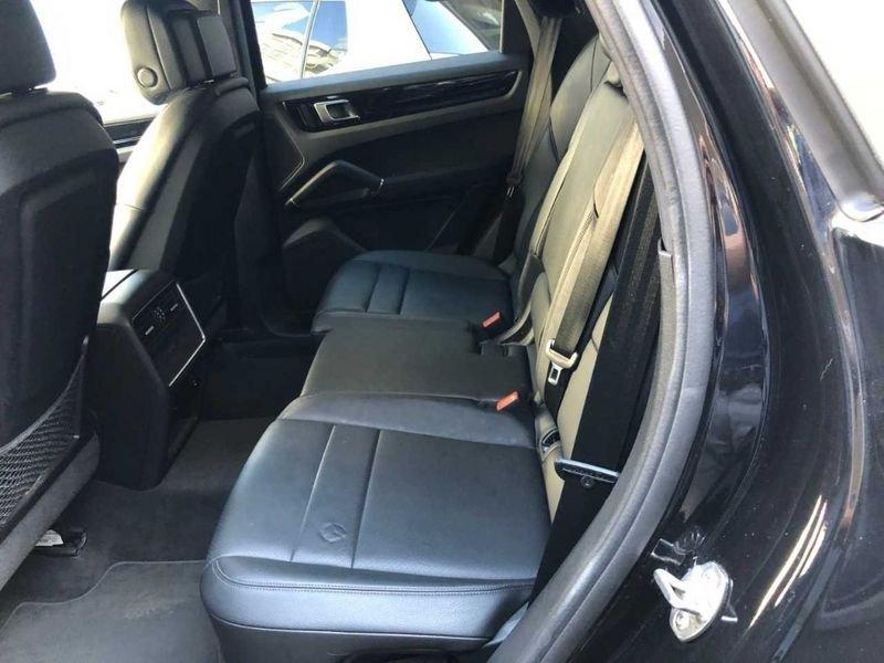 Porsche Cayenne 3.0 V6