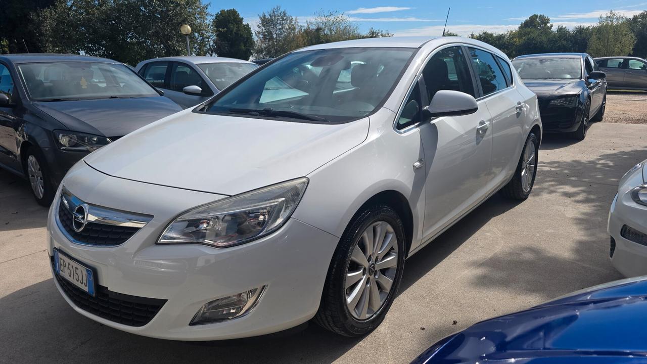 Opel Astra 1.7 CDTI 110CV 5 porte cosmo unico proprietario