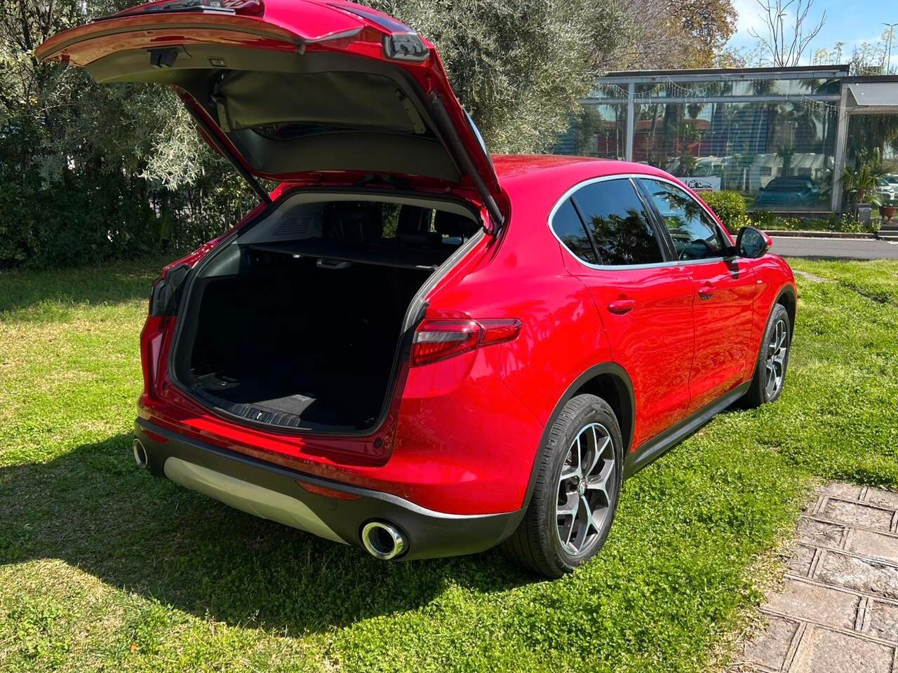 Alfa Romeo Stelvio 2.2 Turbodiesel 190 CV AT8 Q4 Business