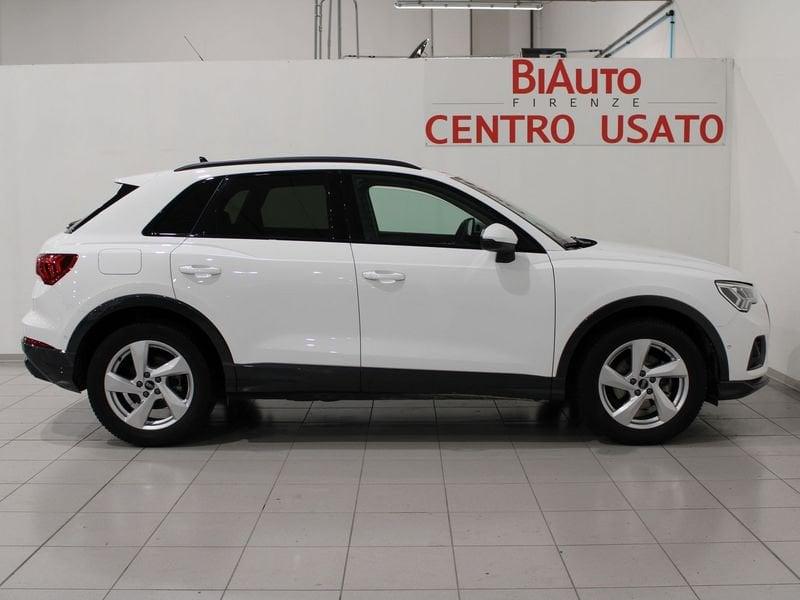 Audi Q3 35 TFSI Business Advanced