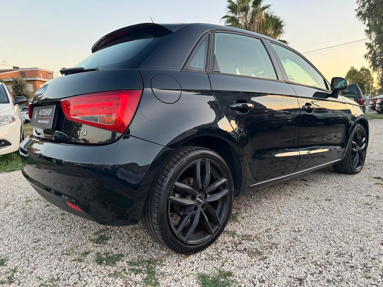 AUDI - A1 Sportback - 1.6 TDI Ambition - UNIPRO.- NEOPATENTATI - FINANZIABILE - PERMUTE