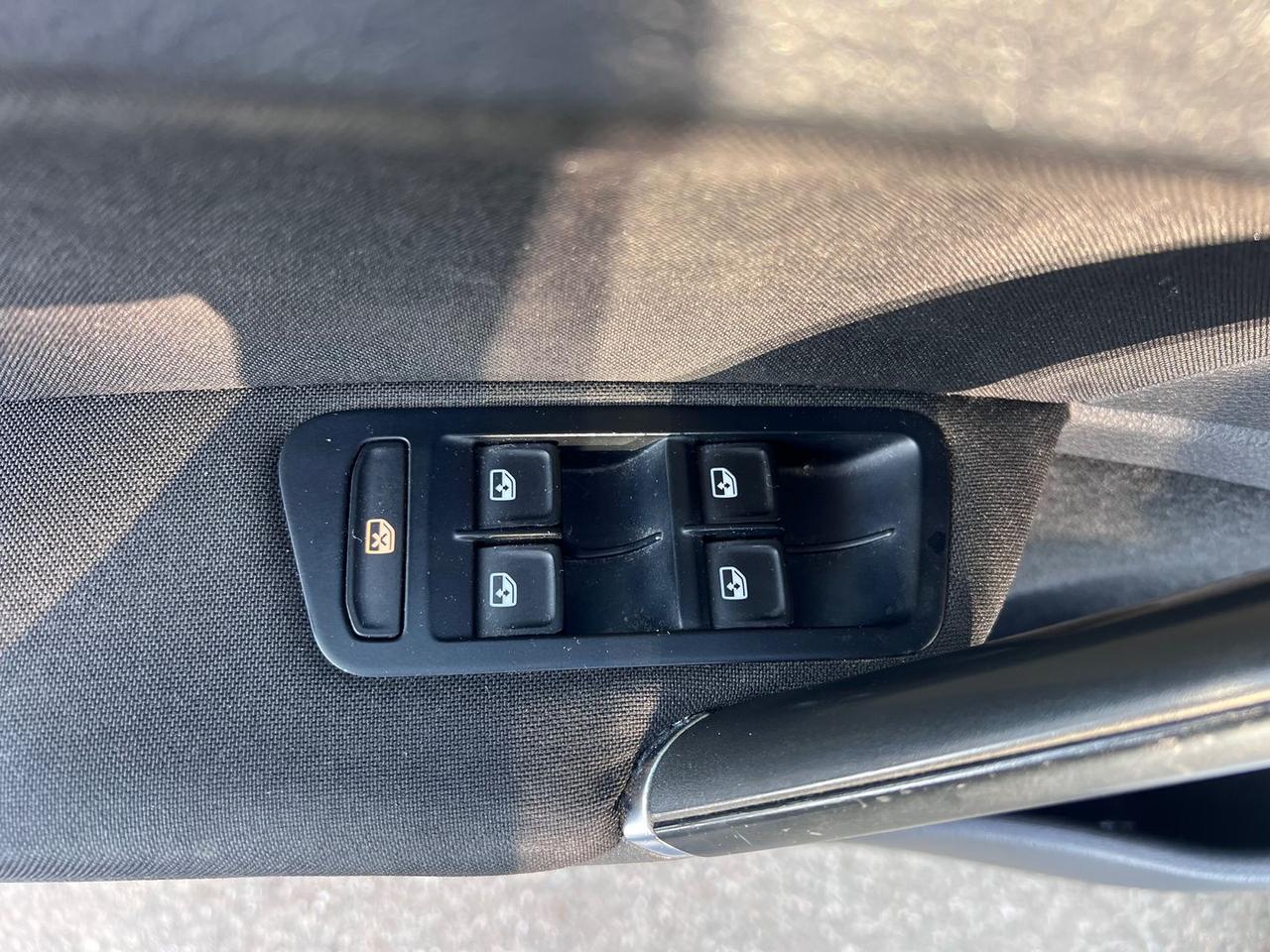 Volkswagen Golf 1.6 TDI BlueMotion Comfortli #7769