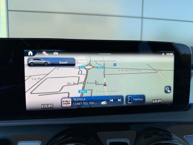 MERCEDES-BENZ A 200 163cv AMG Line Premium NIGHT PACK-19"-IVA ESP