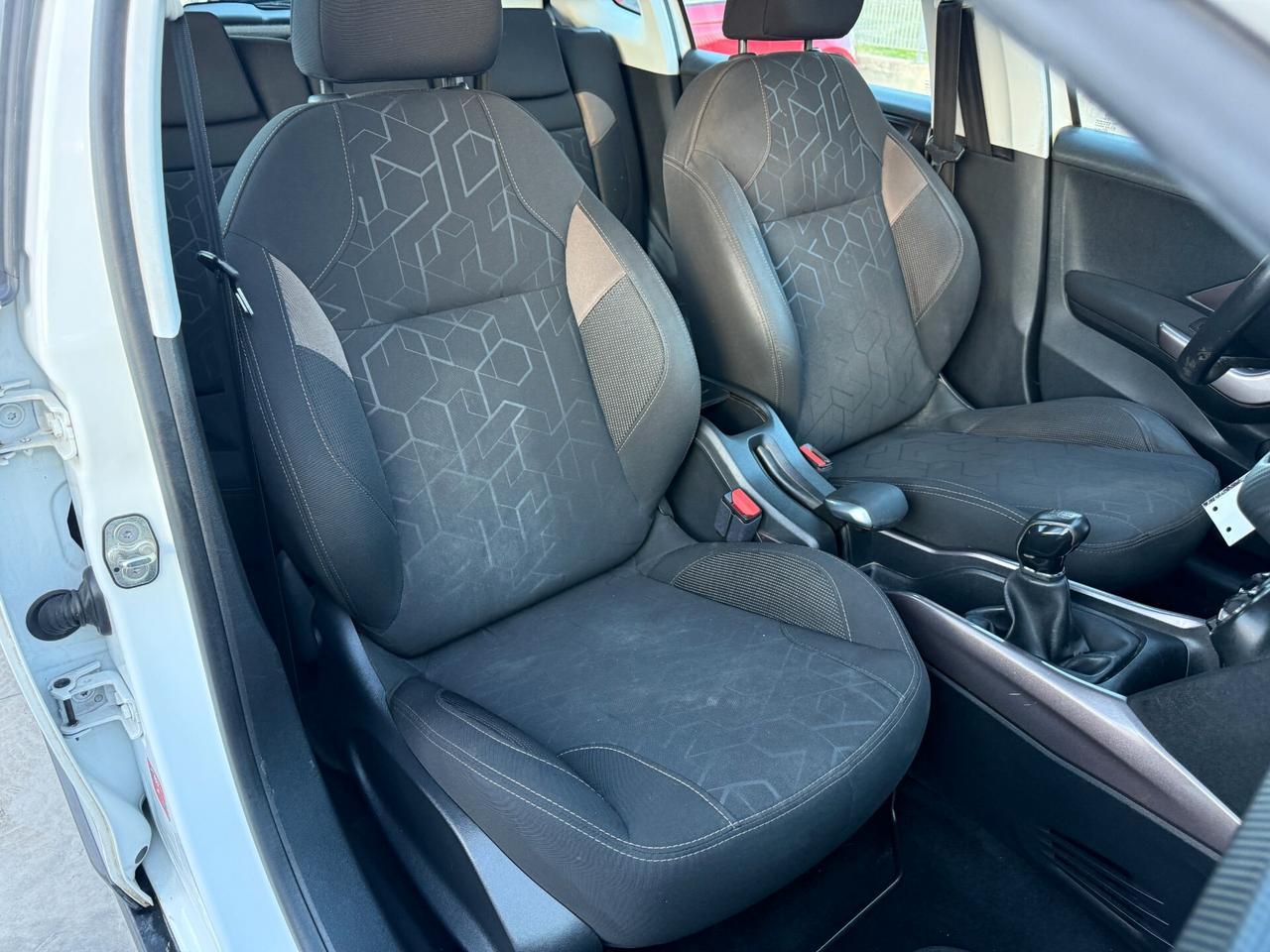 PEUGEOT 2008 ANNO 12/2014 1.4 DIESEL 80 CV