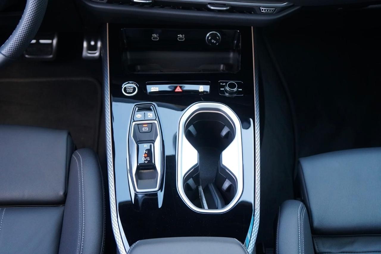 Audi A6 Avant 40 2.0 TDI S tronic line edition