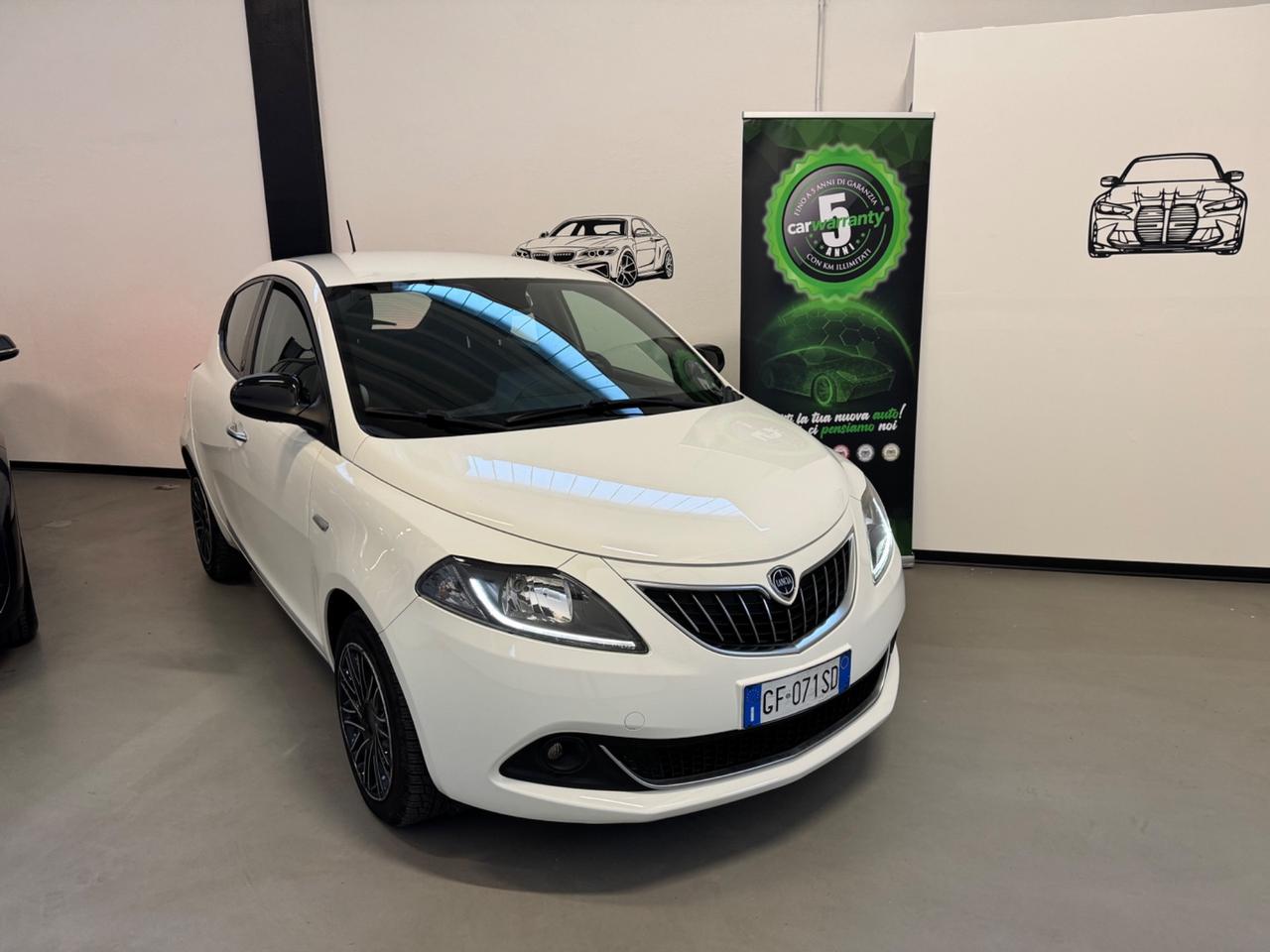 Lancia Ypsilon 1.0 FireFly 5 porte S&S Hybrid Ecochic Gold