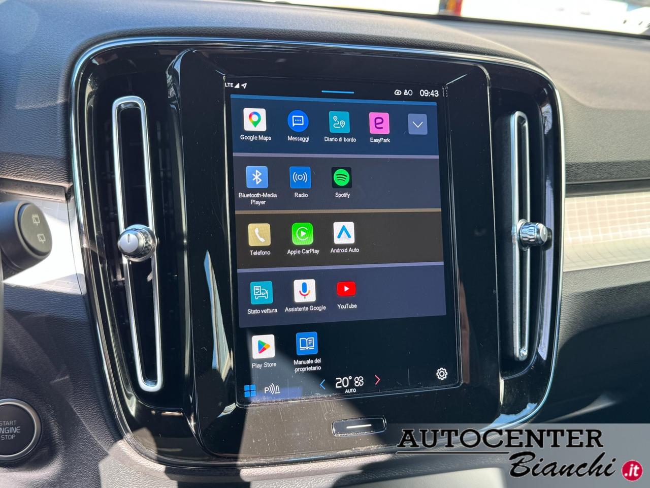 Volvo XC40 2.0 b4 awd Momentum