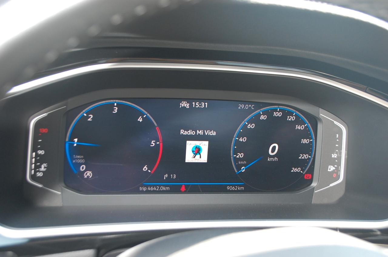 Volkswagen T-Roc 2.0 tdi 116CV R-Line Uff Italy USB Lega Led App