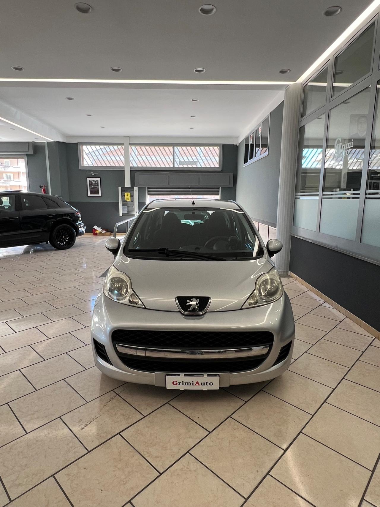 Peugeot 107 1.0 68CV 5p. Sweet Years 2Tronic