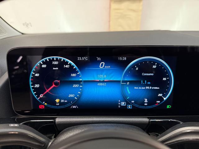 MERCEDES-BENZ GLA 200 Automatic Business Extra