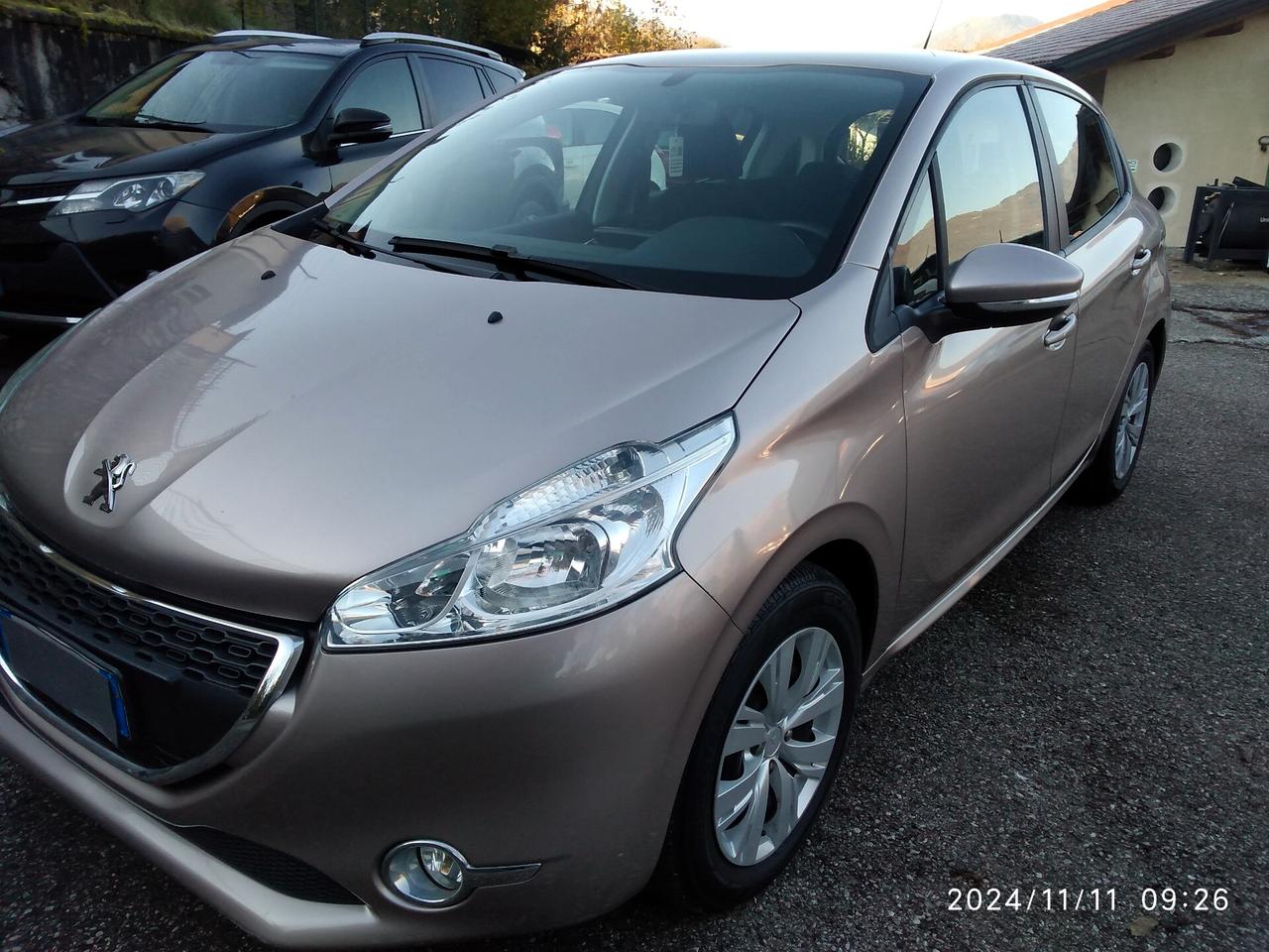 Peugeot 208 1.2 VTi NEO PATENTATI