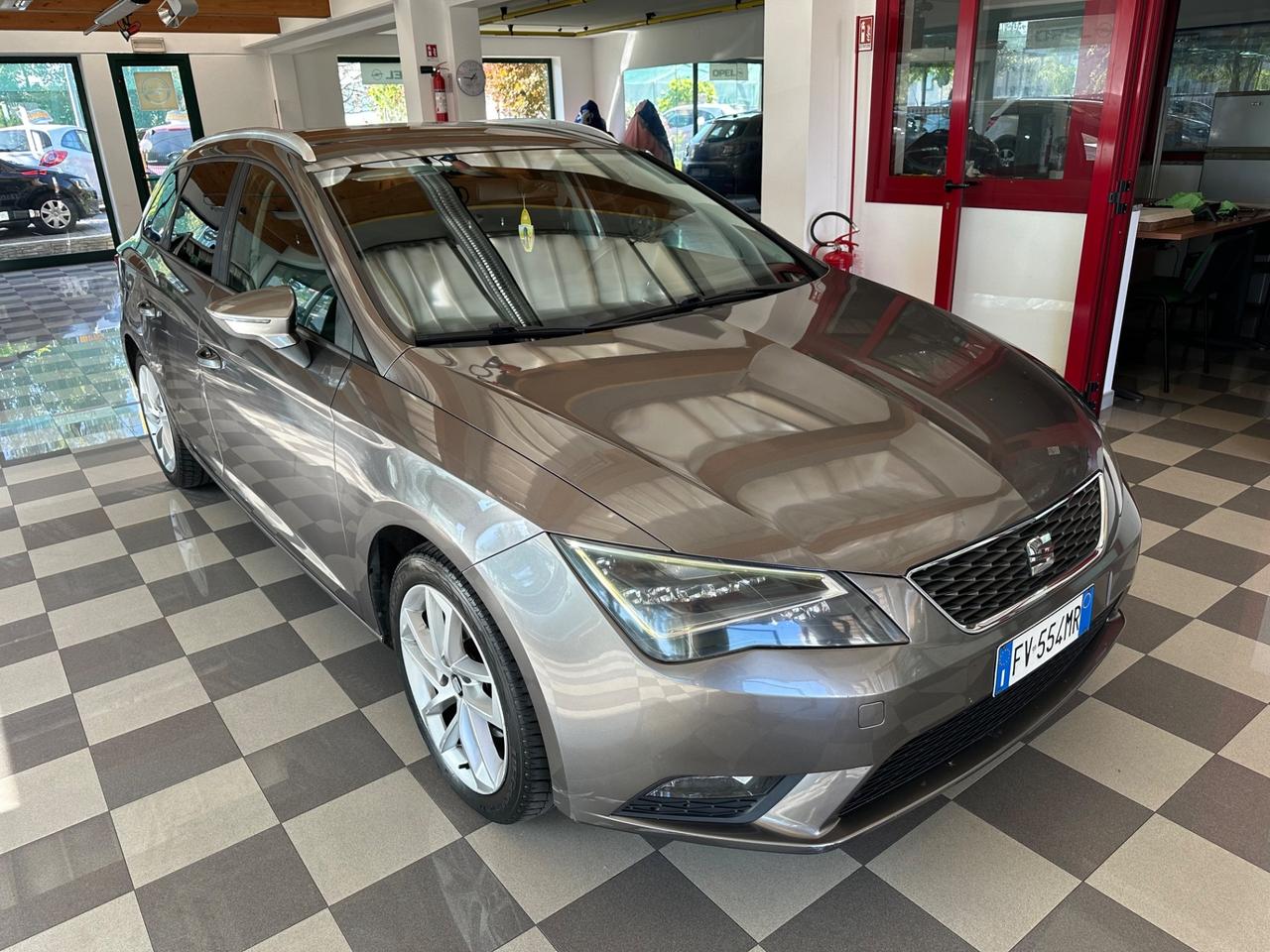 Seat Leon 1.6 TDI 105 CV DSG 5p. Start/Stop Style