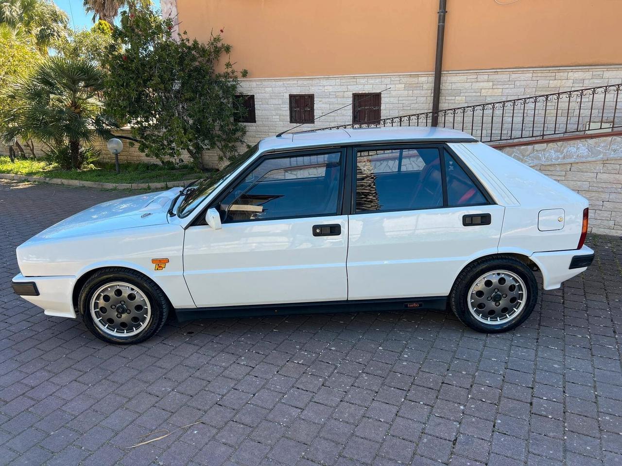 Lancia Delta 1.6 I.E. TURBO HF