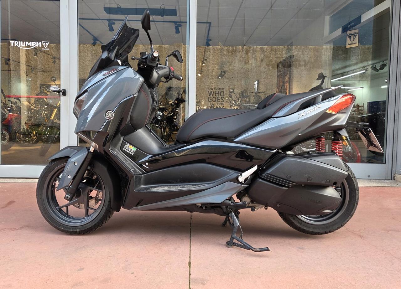 Yamaha X-Max 300 TECH MAX