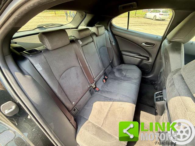 LEXUS UX Full Electric UX Hybrid 4WD F Sport