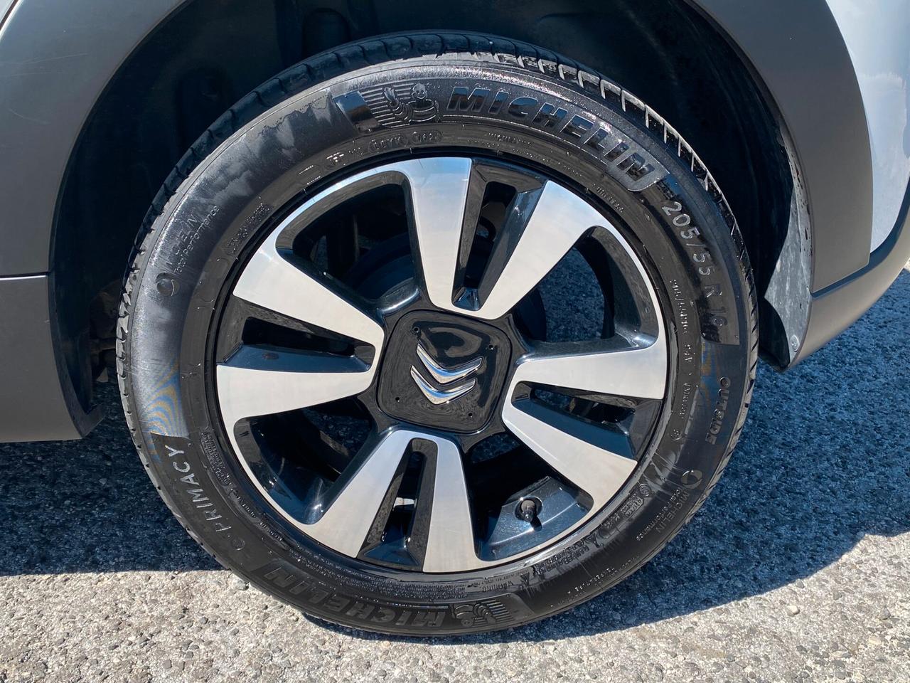 Citroen C3 1.2 PureTech 83cv S&S Modello Max