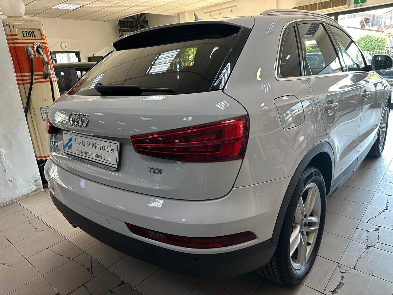 Audi Q3 2.0 TDI 150 CV UNICOPRPRIETARIO TAGLIANDATO PARI AL NUOVO!!!!