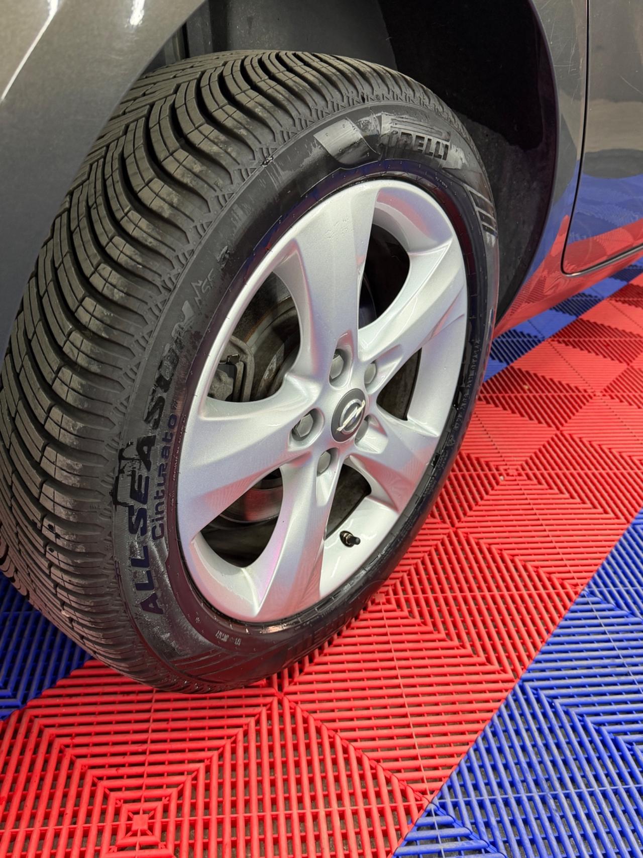 Opel Zafira Tourer 1.4 Turbo 140CV GPL Cosmo