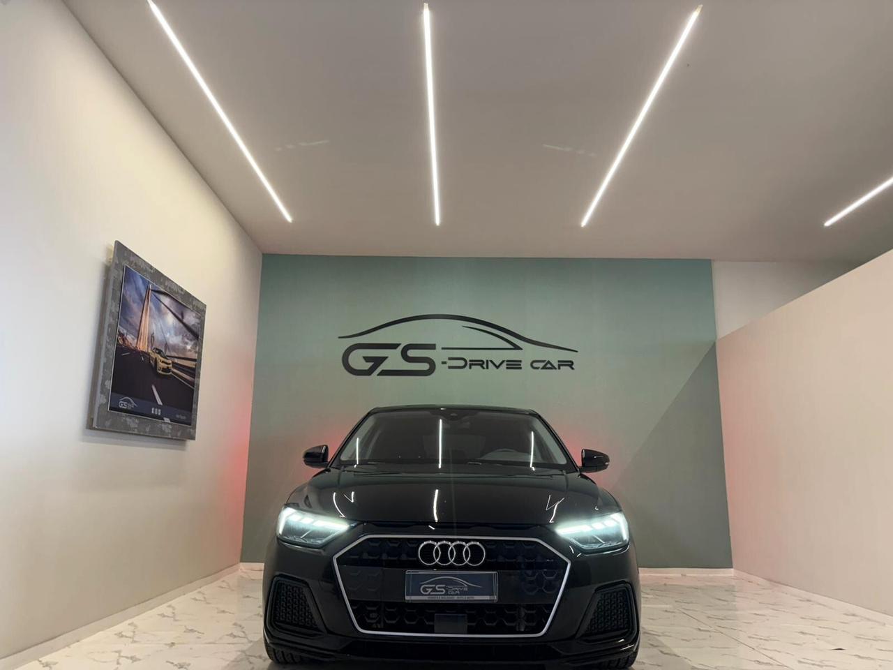 Audi A1 Sportback 30 1.0 TFSI 116cv IDENTITY BLACK