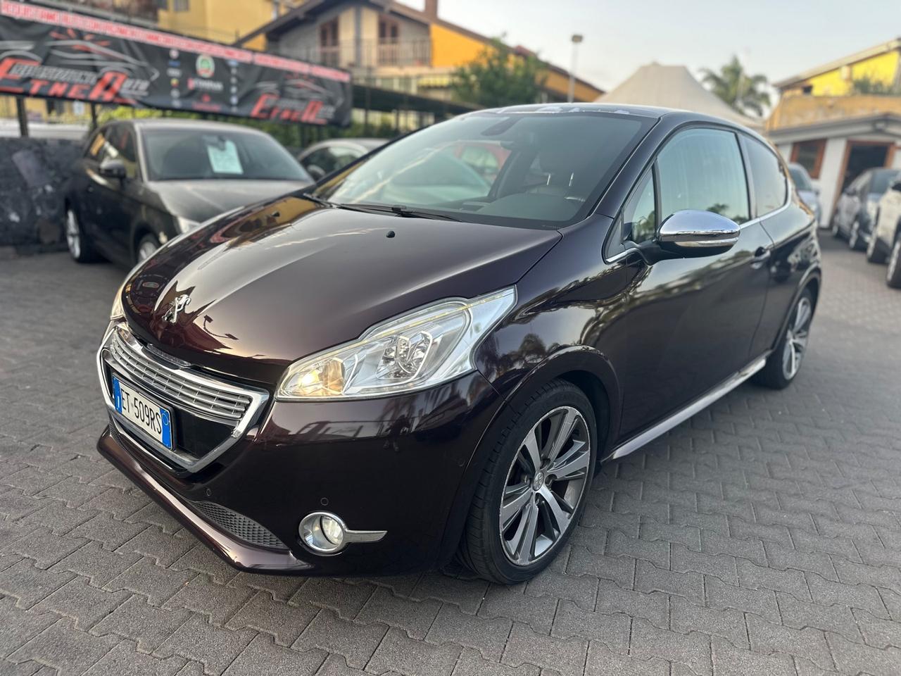 Peugeot 208 1.6 e-HDi 115 CV Stop&Start 3 porte XY