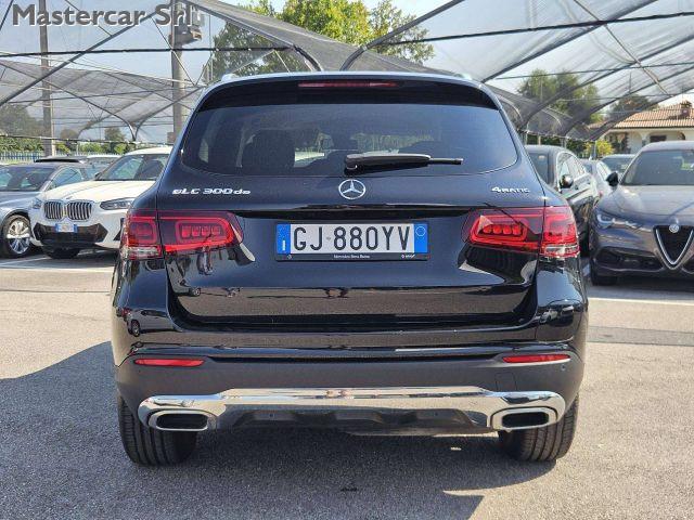 MERCEDES-BENZ GLC 300 300 DE 4MATIC EQ-POWER BUSINESS AUT - GJ880YV