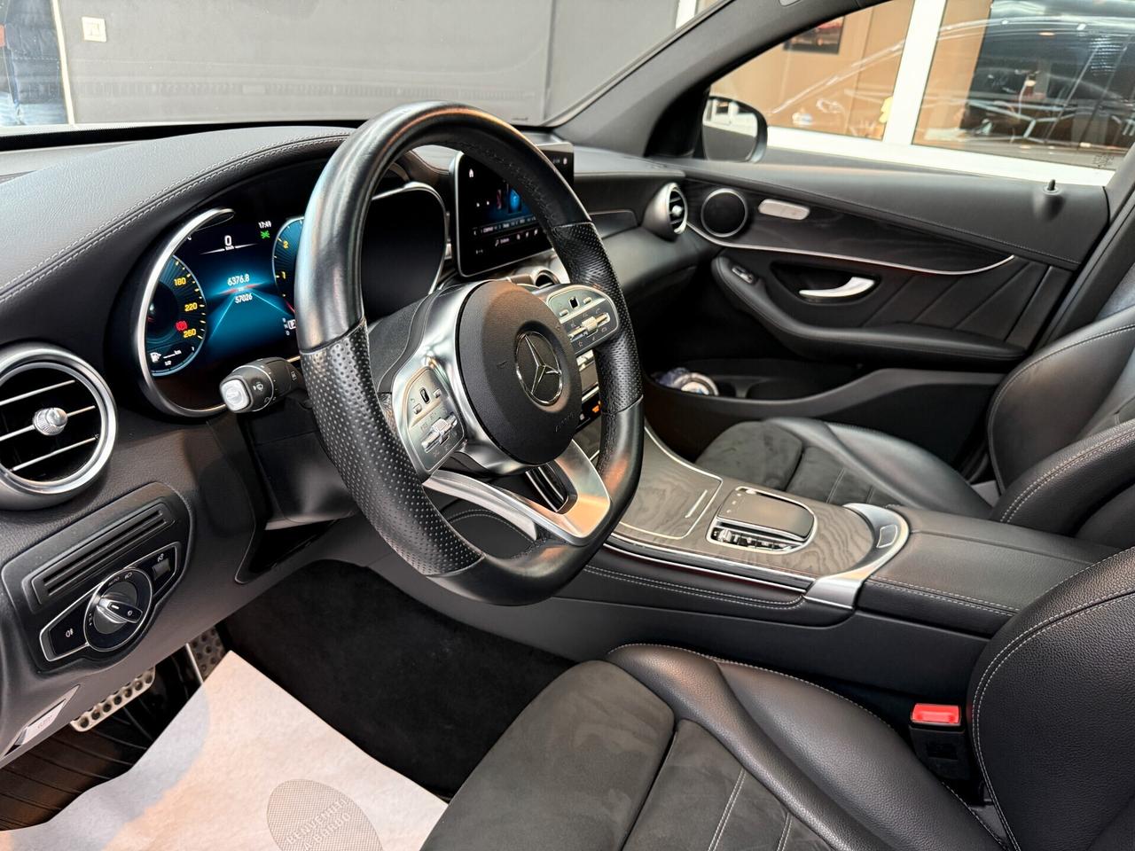 Mercedes-Benz GLC Coupé 300d 4Matic Premium Interni