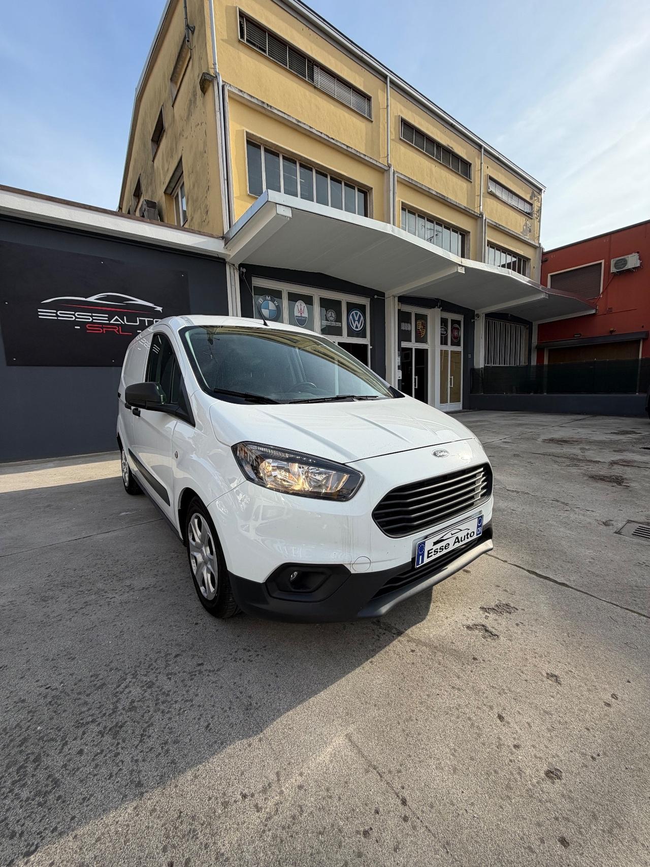 Ford Tourneo Courier 1.5 TDCI 100 CV S&S Plus