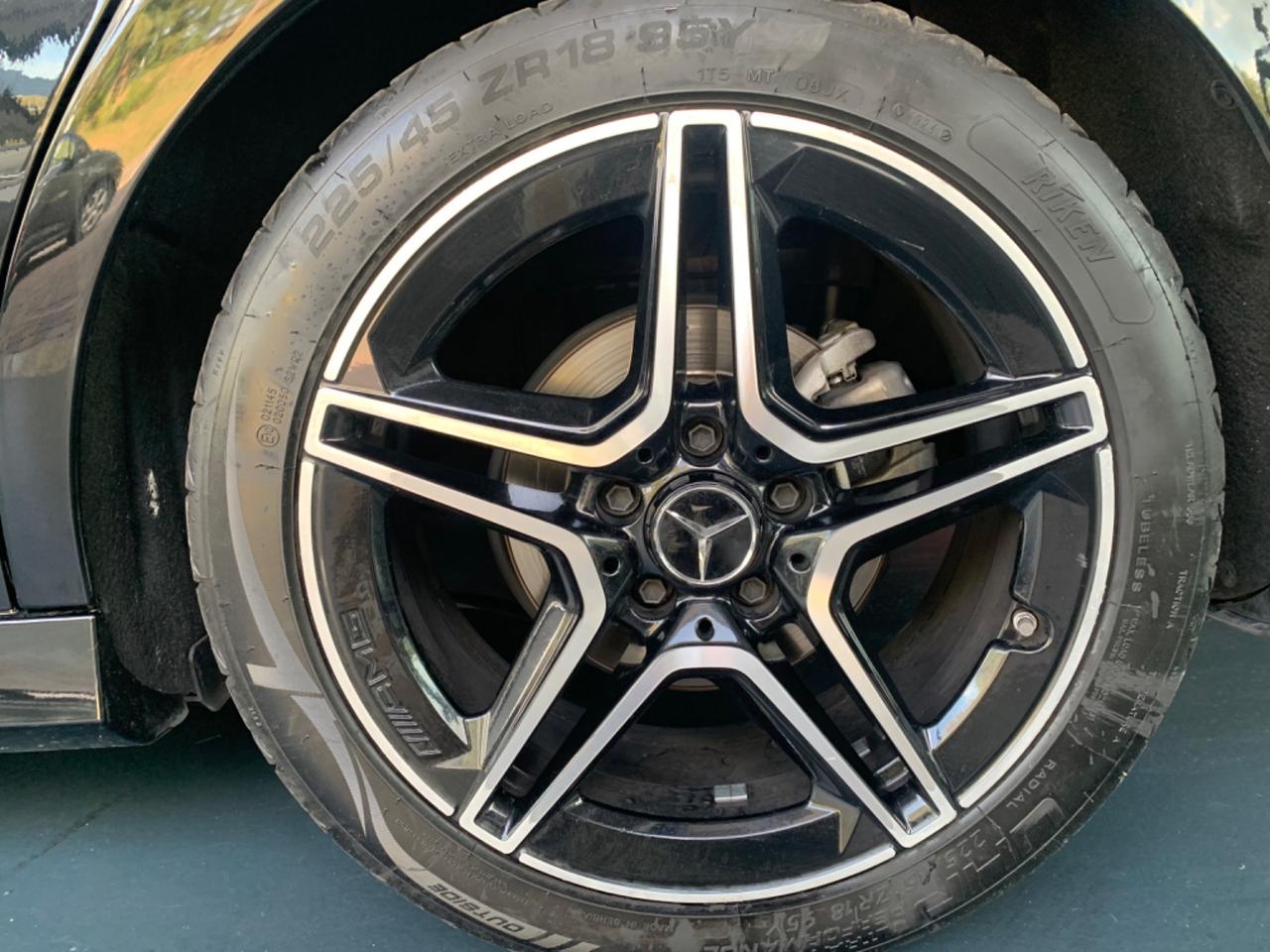 Mercedes-benz A 180 d Automatic Premium AMG