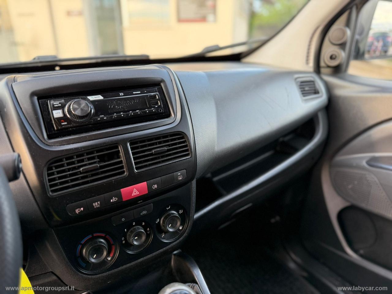 FIAT Doblò 1.4 16V Emotion