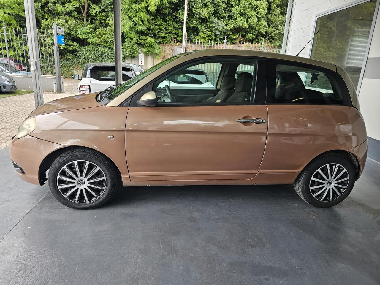 Lancia Ypsilon 1.2 Oro Giallo