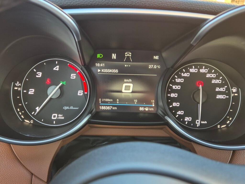 Alfa GIULIA 2.2D 180 CV MANUALE FULL OPT