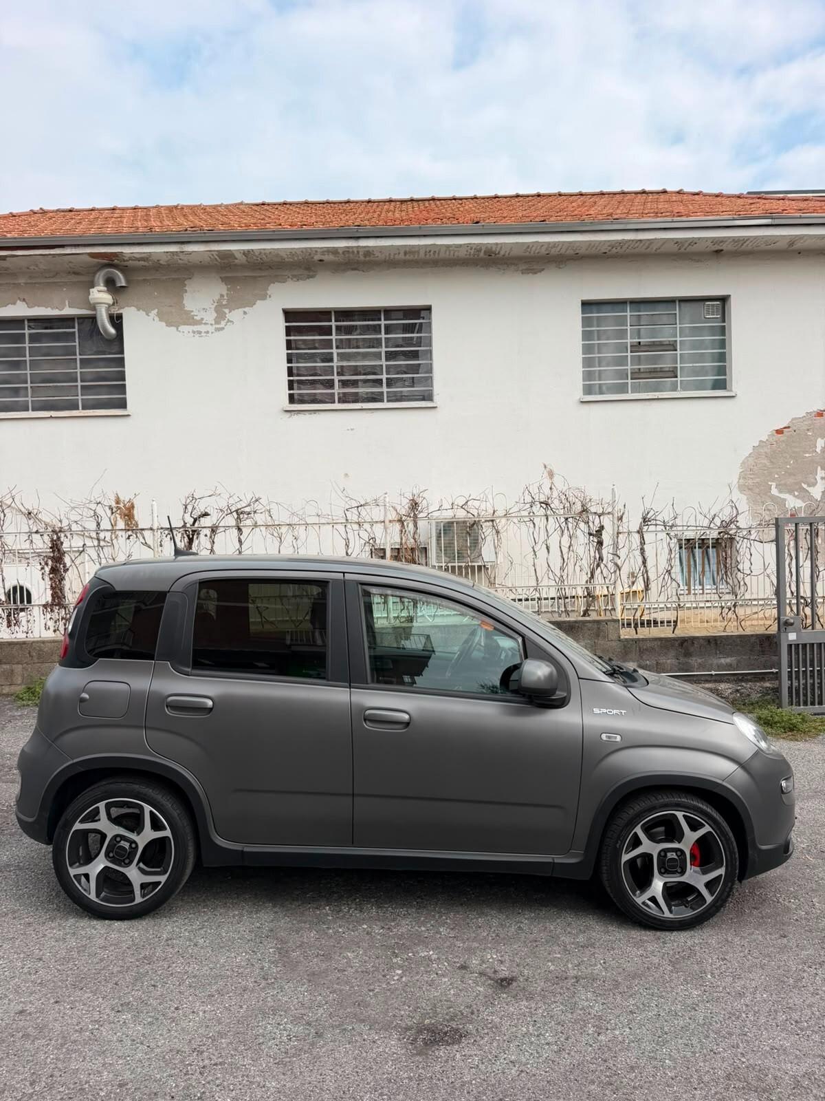 Fiat Panda 1.0 FireFly S&S Hybrid Sport