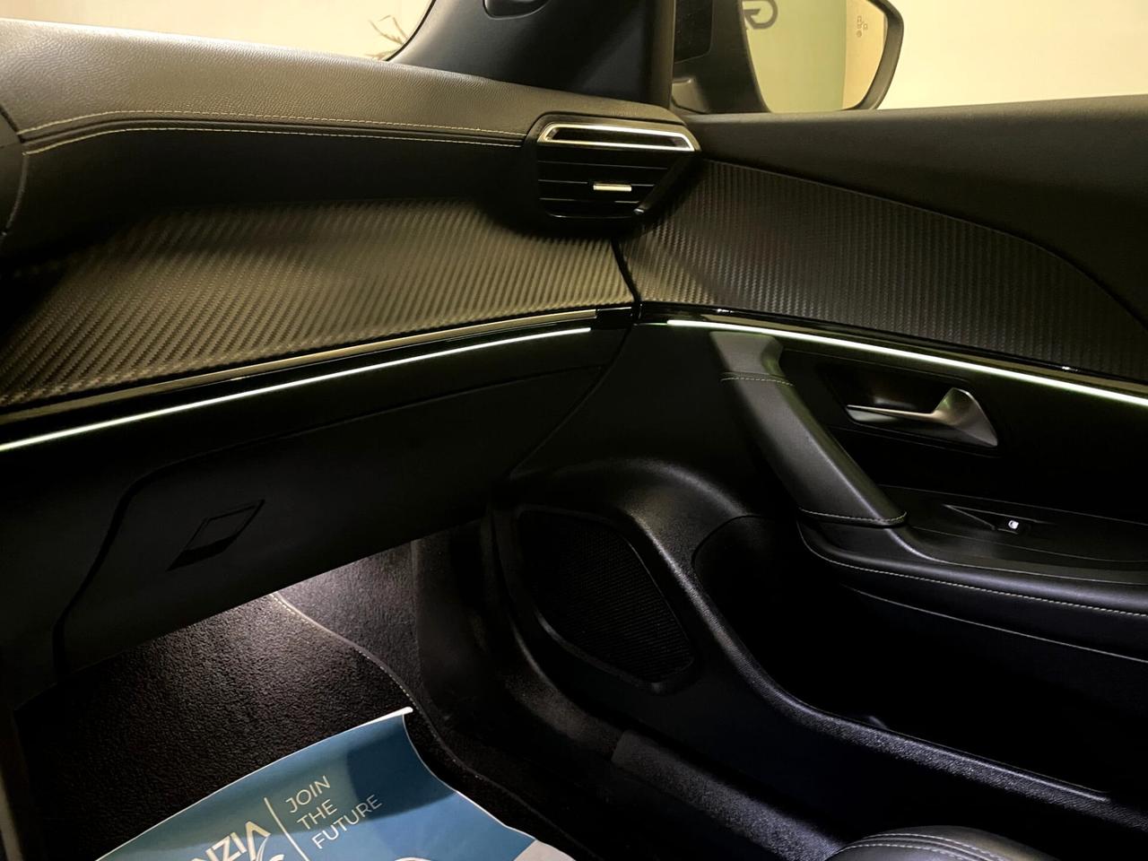 Peugeot 2008 BlueHDi 130 S&S EAT8 GT Pack