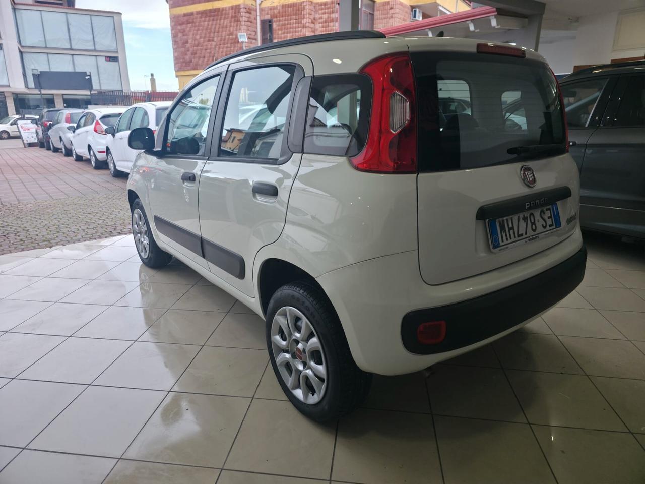 FIAT PANDA 0.9 METANO DEL NORD ITA 2013