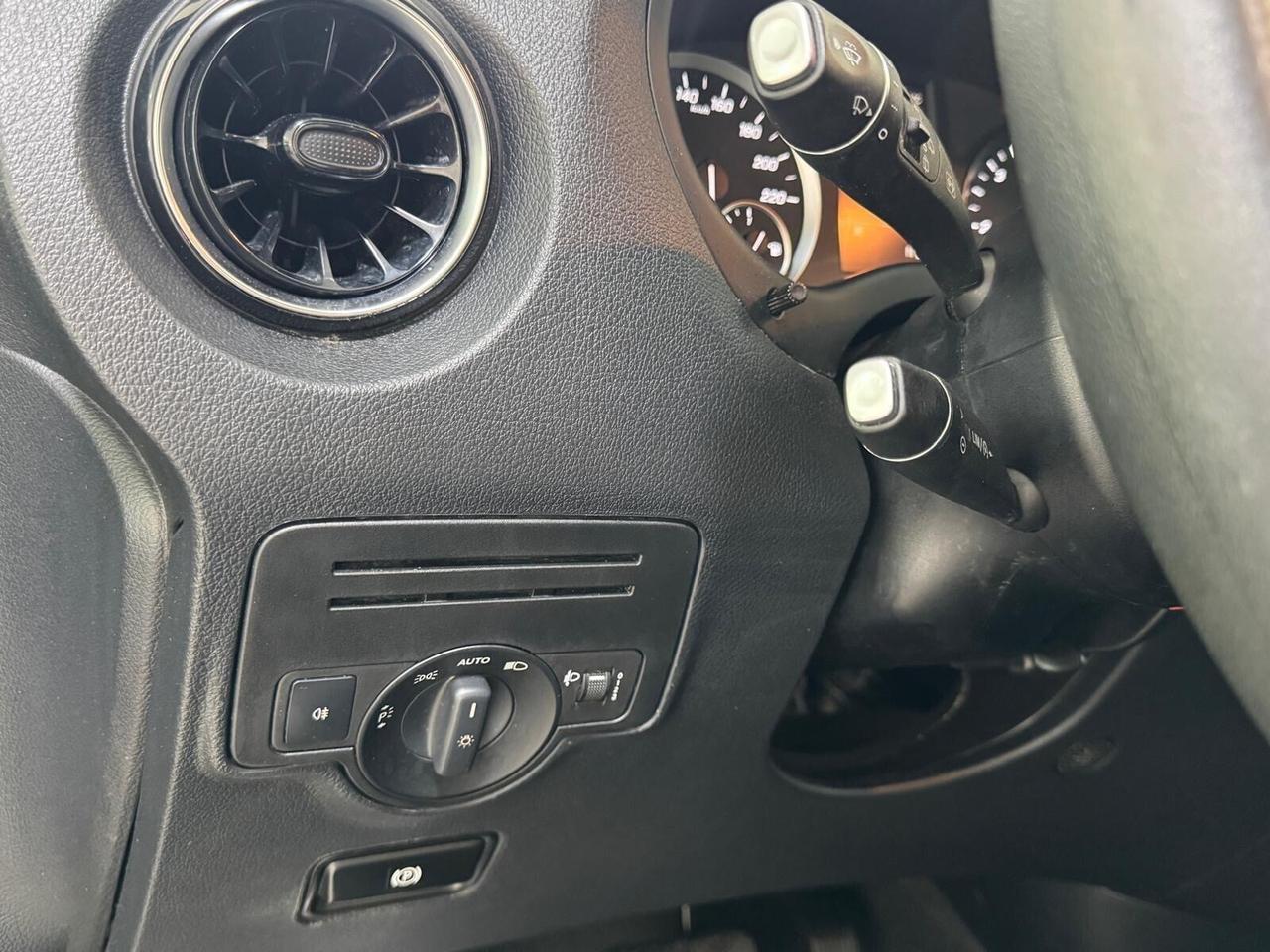 Mercedes-benz Vito 2.0 114 CDI PC Tourer Base Comp