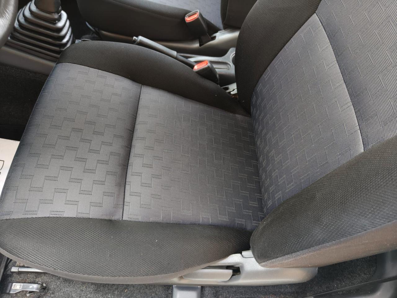 Suzuki Jimny 1.3i 16V cat 4WD JLX