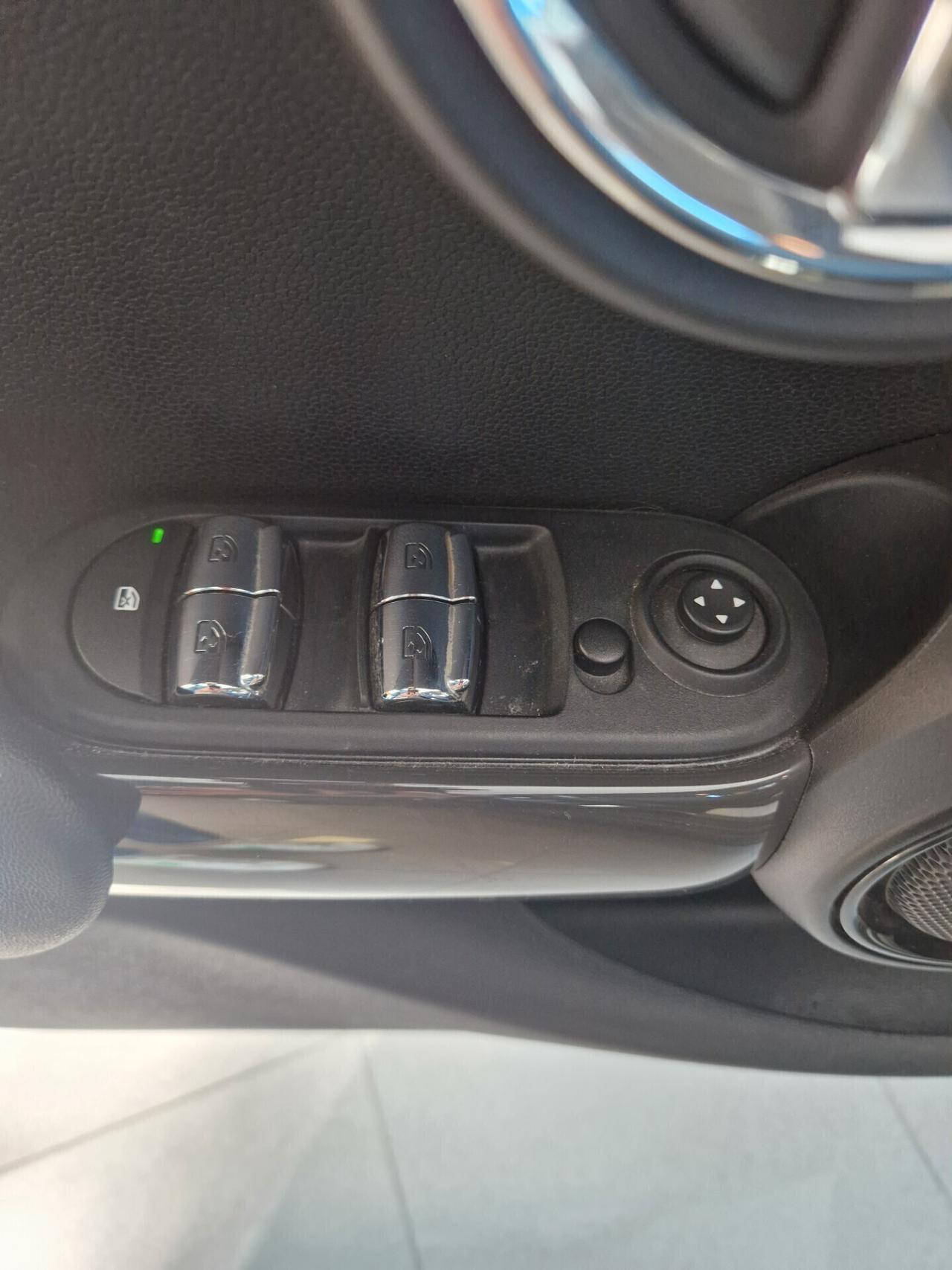 Mini Mini 1.5 One 5 porte FIRST