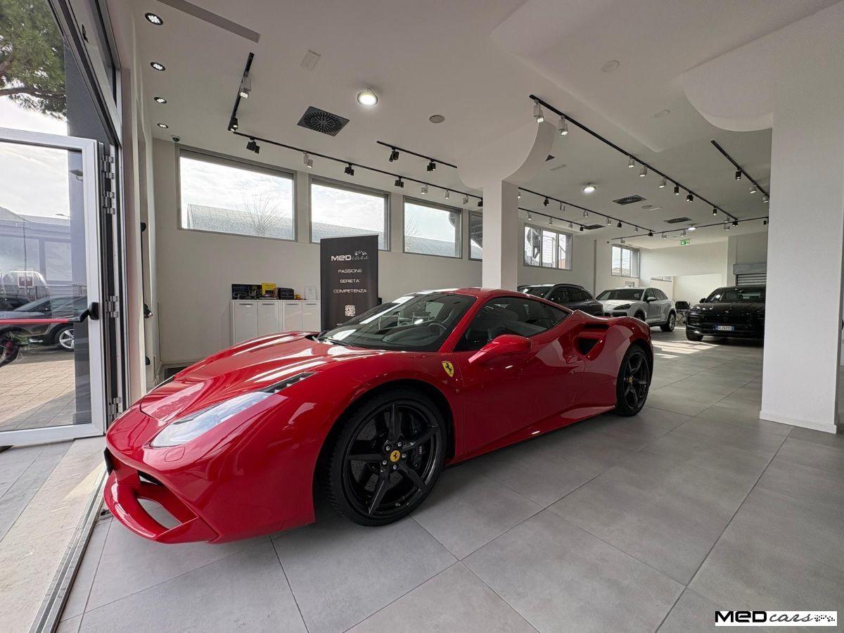 FERRARI - 488 GT - B