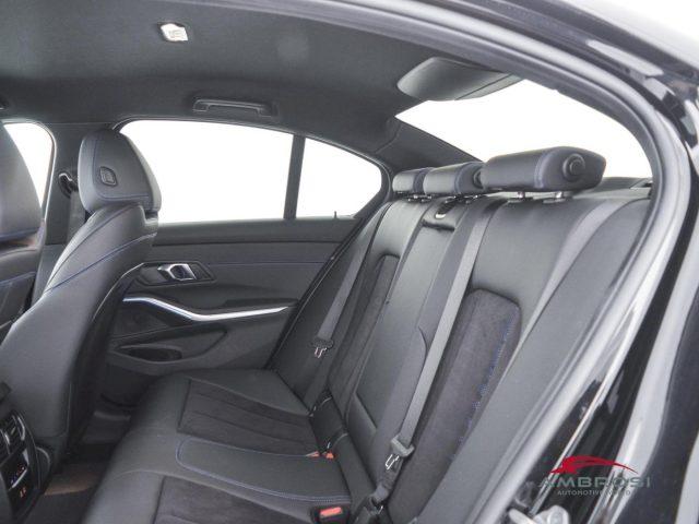 BMW 320 Serie 3 d mhev 48V MSport auto