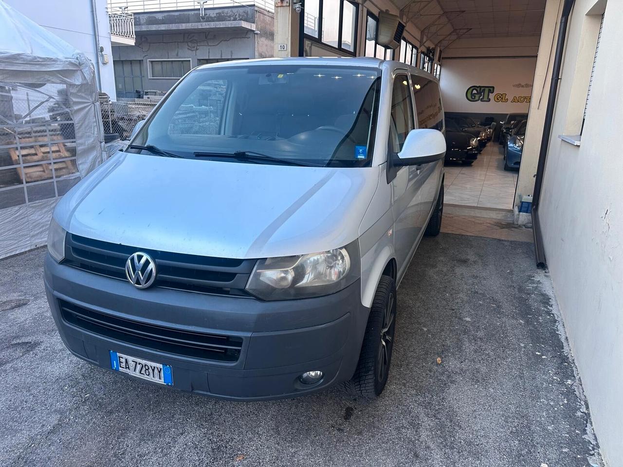 Volkswagen Multivan 2.0 TDI 140CV 9 Posti - Permute