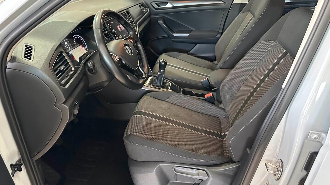 Volkswagen T-Roc 1.6 TDI SCR Business BlueMotion Technology