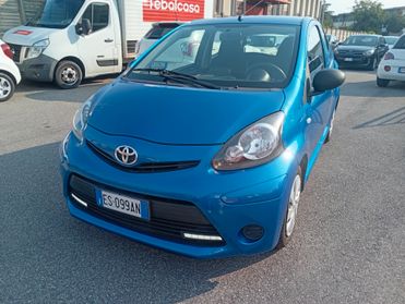 Toyota Aygo 1.0 12V VVT-i 3 porte Orange Connect NEOPATENTATI OK