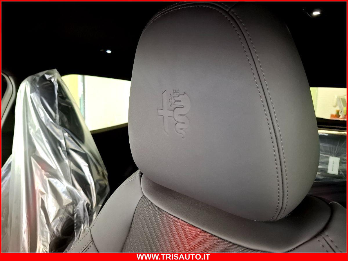 ALFA ROMEO Junior 1.2T Hybrid eDCT6 Speciale NEOPATENTATI IVATA