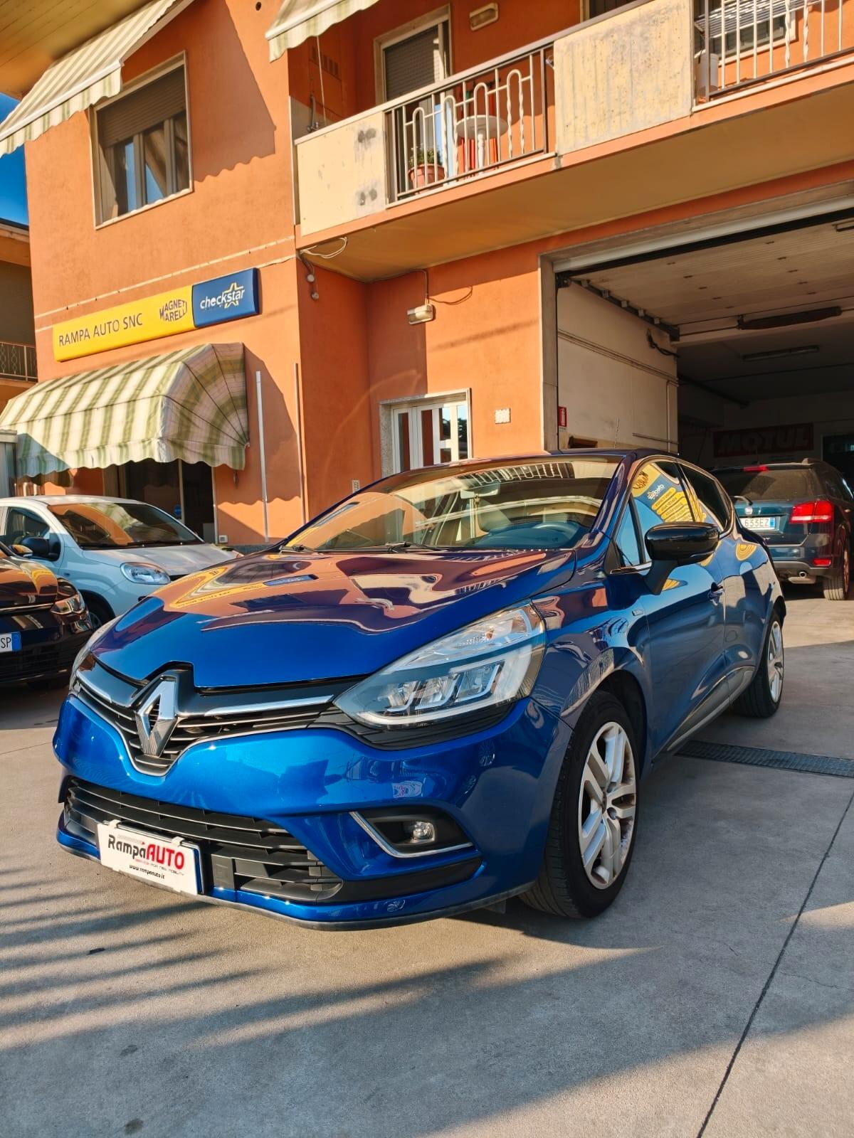 Renault Clio TCe 12V 90 CV GPL 5 porte Moschino Zen