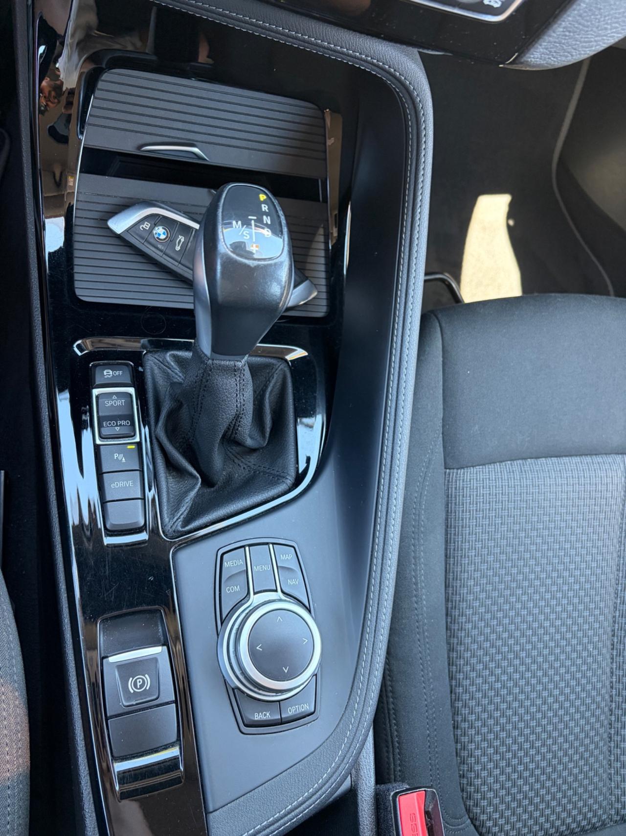Bmw X2 xDrive25e Business-X Neopatentati