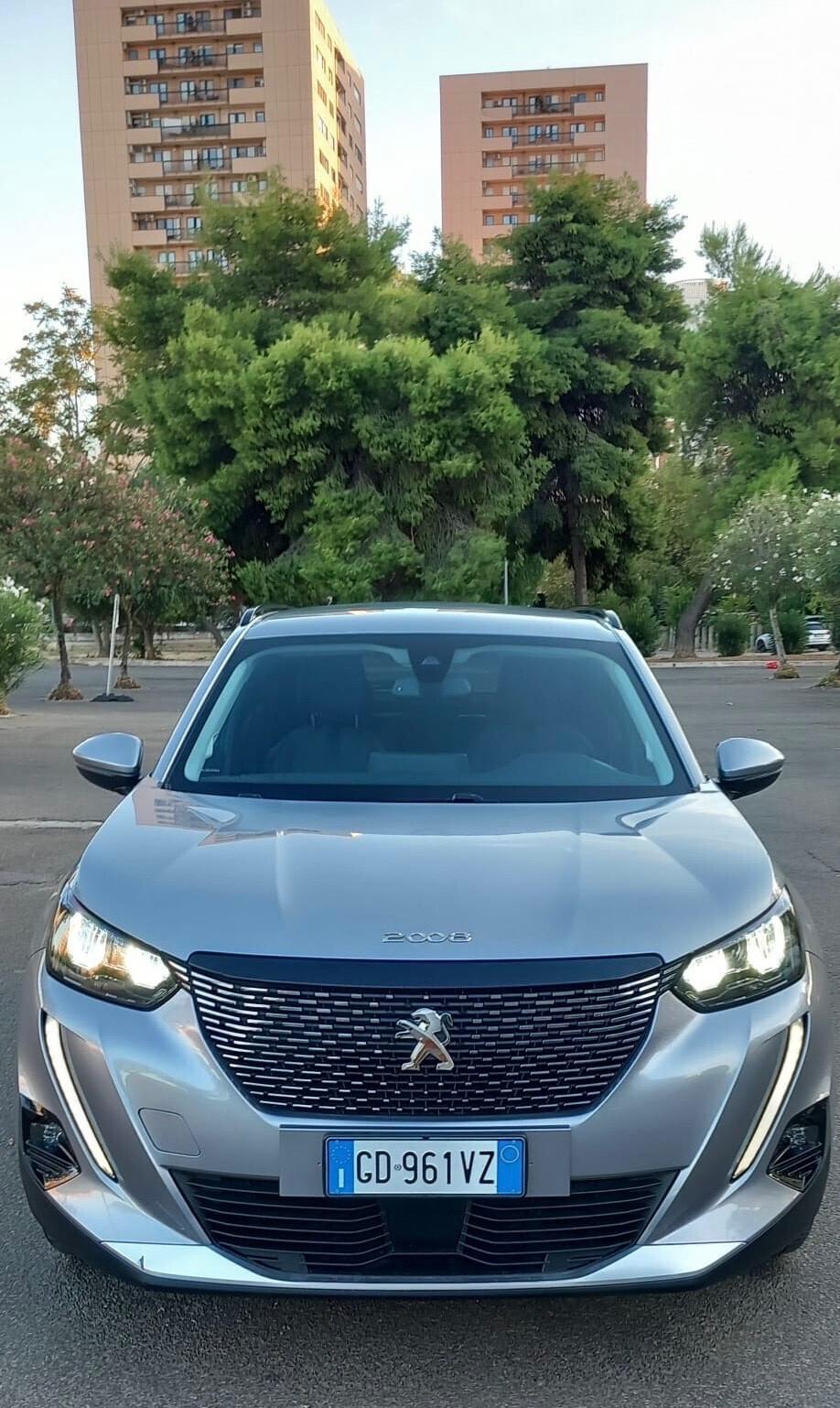 Peugeot 2008 1.2 benz. PureTech 130 S&S Allure Pack