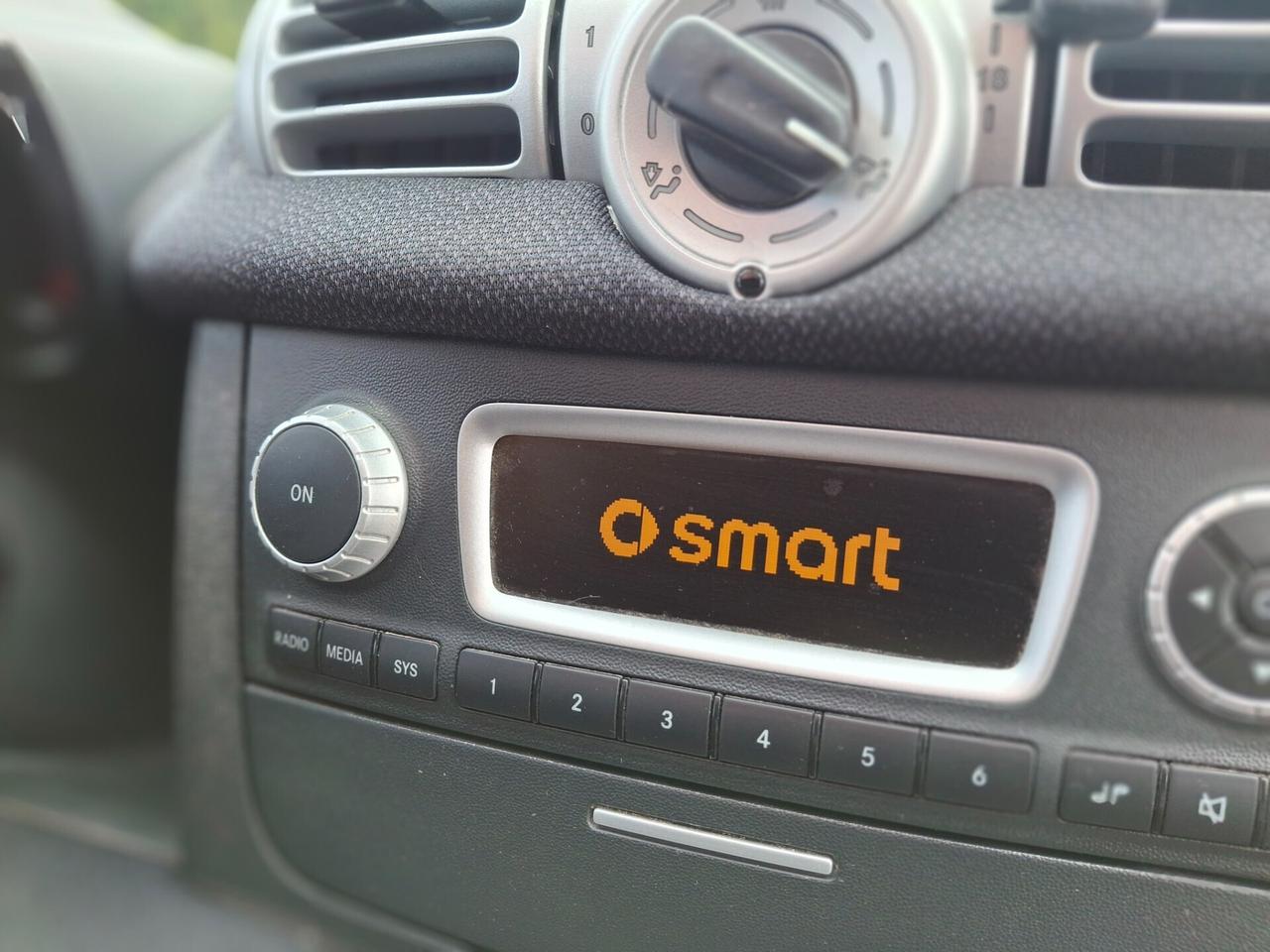 Smart ForTwo 1000 52 kW MHD coupé passion