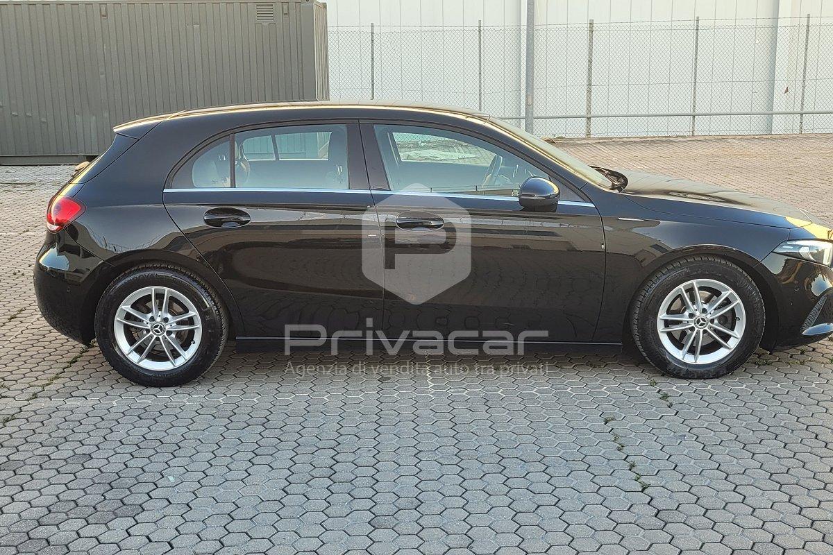 MERCEDES A 180 d Automatic Business Extra