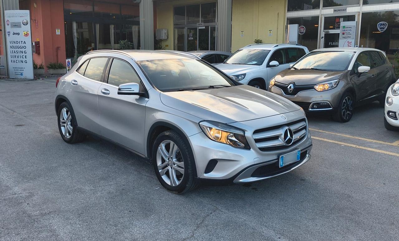 Mercedes-benz GLA 200 d Automatic 4Matic Business